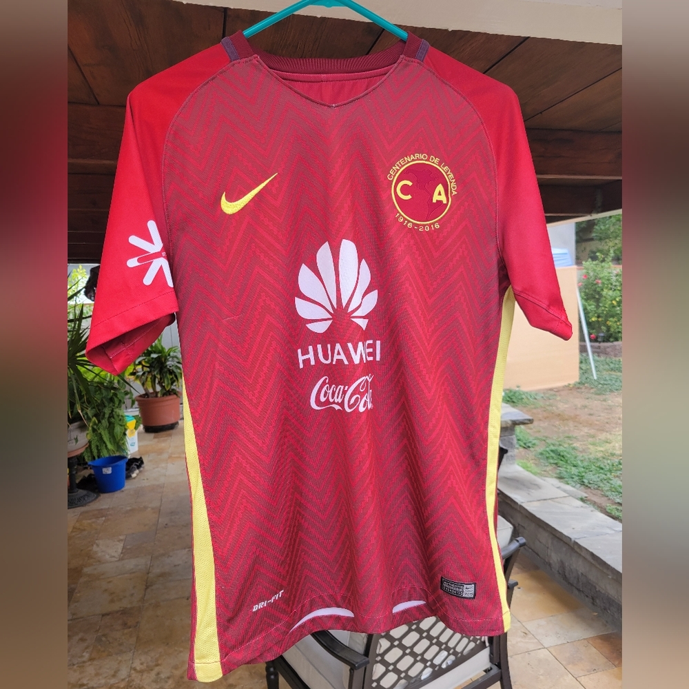 Small Nike Club America Centenario used jersey 100 years años good condition